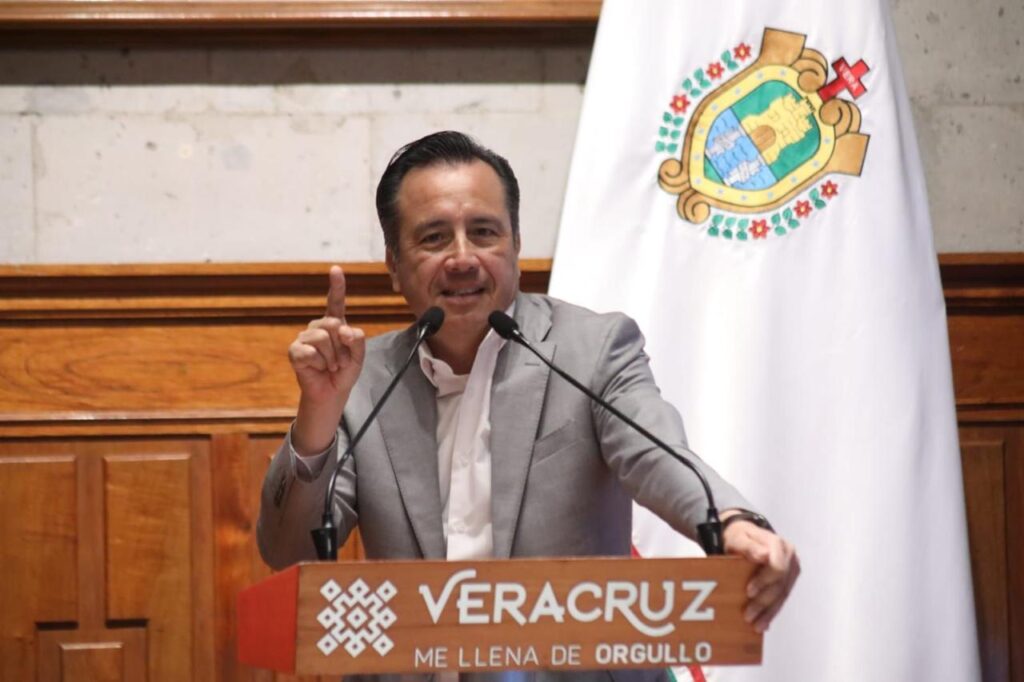 Cuitláhuac firmará compromiso de imparcialidad con corcholatas veracruzanas