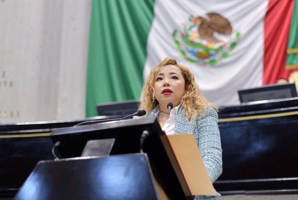 Desde Veracruz, Diputada exige justicia para la saxofonista María Elena Ríos