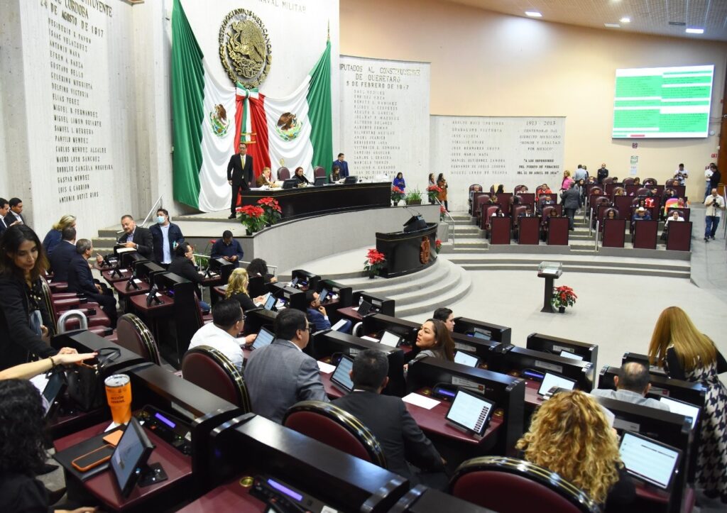 Crean en el Congreso el Grupo Legislativo Mixto PRI-Independiente